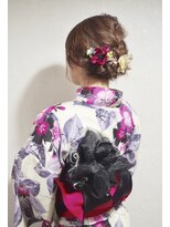 ココリュビ(COCO RUBIS)&nbsp;ゆるふわシニオンスタイル