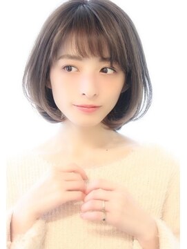 レウナ 外苑前(Reuna) 30代40代に人気ワンカールボブで大人可愛く