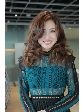 サイン ヘア イノベーション(sign HAIR INNOVATION) 大人可愛い、色気、小顔カットひし形シルエット【錦糸町】