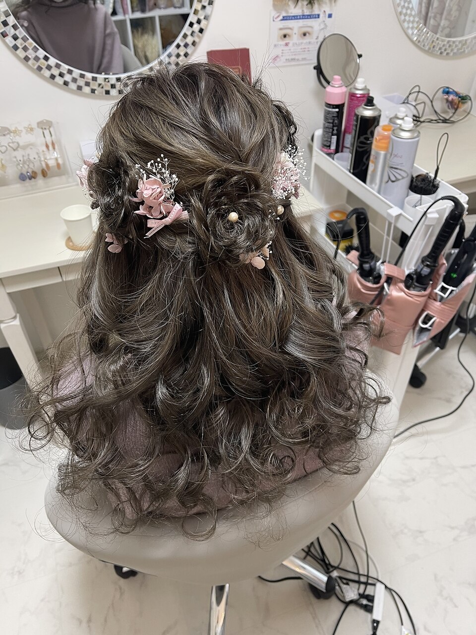 お花のハーフアップ(大阪梅田茶屋町ヘアセット専門店Achieve m+)