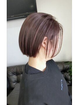 ヘアーアンドアイラッシュ ヨーク(Hair&eyelash york's) ピンクバイオレット　ミニボブ