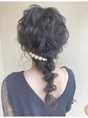 黒髪お呼ばれヘアアレンジ