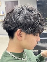 フイ 代々木(Hui)&nbsp;メンズ/アップバング/ツーブロックマッシュ/束感ショート波巻き