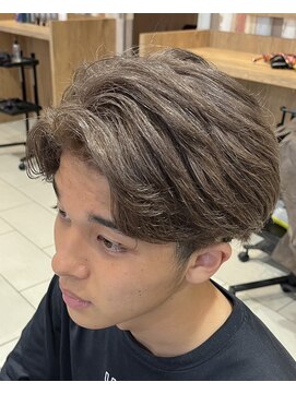 アース 長崎時津店(HAIR&MAKE EARTH) ベージュアッシュ