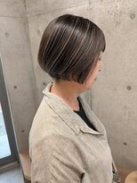 エウペ 渋谷(WEUPE)&nbsp;斜めバング/グレージュカラー/デザインカラー/シルキーベージュ