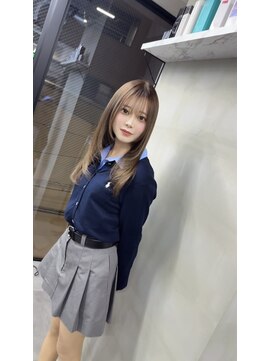 グラス 春吉2号店(glass) 酸性縮毛/ブリーチ縮毛/韓国レイヤー/顔周りレイヤー/羽エクステ