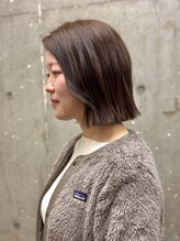 オト(oto) 韓国風切りっぱなしボブ