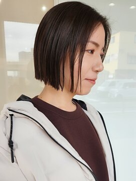 アントワープヘアー 知多半田駅前店(Antwerp hair) ぱつんとミニボブ