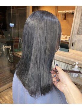 モアムー(Moremuu) 【りえ】グレーカラー