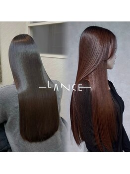 ヴァン カウンシル 岐阜店(VAN COUNCIL)の写真/【岐阜・柳津】必要以上の負担をかけず、行う縮毛矯正・湿気や傷みで広がる髪が潤う酸性ストレートが人気♪