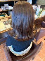 ヴァンカウンシル 清須店(VANCOUNCIL)&nbsp;外はねシルエットが可愛いくびれミディの艶髪スタイル