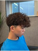 スパイキーショート　フェード　スペインカール　ルーズパーマ