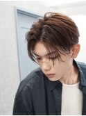 シャドウパーマコンマヘアナチュラルセンターパートツーブロック