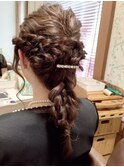 ダウン編み込みなみウェーブアレンジ