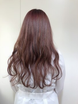 ネイヴィル(navile) 大人可愛いピンクベージュ