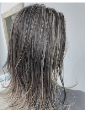 オウチ(outhi) バレーヤージュ