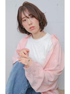 ローリーポーリークラウン(Roly Poly Clown) 丸みボブ/レイヤー/エアリーボブ/透明感カラー ◎ 20代30代40代