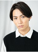前髪長めの正統派センターパートビズスタイルa名護大東