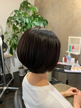 サックスヘアー(Saks hair) シンプルなストレートスタイル[おすすめはイルミナ/髪質改善 ]