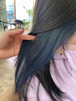 ヘアーディア みどり店(Hair...DiA)&nbsp;アッシュブラック×ネイビーイヤリング