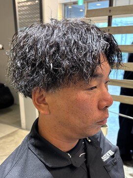 ノイセル(Noisyle) スペインカール/スパイキーショート/フェザーパーマ/北堀江