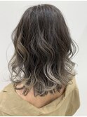 グラデーショングレージュ