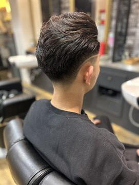 バーバーブロス(BAR BER bro's) サイドバックフェード