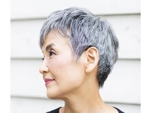 天然由来の厳選された毛髪保護・うるおい成分のカラー剤を使用☆