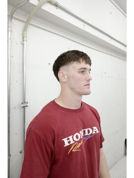 ウェルネス(Wellness) スキンフェードクロップ