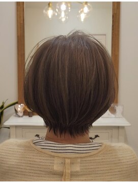 リリッシュ(Liliesh) ブリーチなしの白髪ぼかし