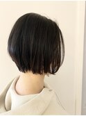 前下りショートボブ