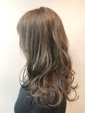 ビー オン ディー ヘア 池袋(BonD hair) 韓国スタイル!顔まわりのにレイヤーで抜け感カール♪【池袋】