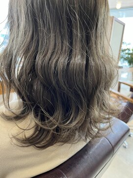 ラ メール ヘア デザイン(La mer HAIR DESIGN) オリーブベージュカラー