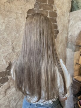 マギーヘア(magiy hair) magiyhair/下北沢/meyou/ハイトーン　ホワイトミルクティー