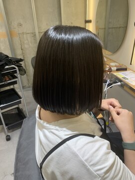 イオエ 梅田(ioe) ニュアンスカラー/グレージュ/ツヤ髪スタイル/髪質改善/縮毛矯正