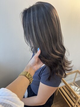 ココルアナ(coco luana) ハイライト/グレージュ/外国人風/ケアブリーチ/髪質改善