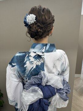 エメティ(Aimerty) 浴衣着付けとヘアメイク