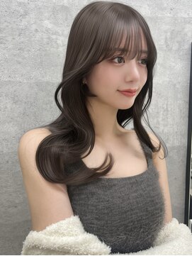 リリー(Lilley) ミディアムレイヤー×前髪×シースルーバング