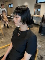 ニュート(Neut )&nbsp;切りっぱなしボブインナーカラーフェイスフレーミング