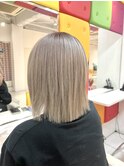 ミルクティーベージュ