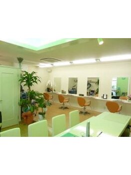 お客様のなりたいを叶える為、丁寧なカウンセリングと一人一人に合った施術をご提案します―。