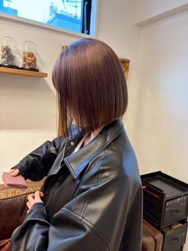 ロマリア(Lomalia) 似合わせカットボブダブルカラーケアブリーチ[表参道/原宿]