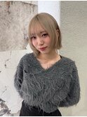ブリーチ/ベージュ/レイヤーカット/ハッシュカット/栄