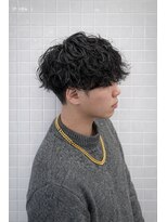 ゼロスバーバー(0's BARBER SHOP) 束感ナチュラル波巻きパーマ人気