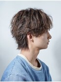 フェザーパーマ/ブルーブラック/刈り上げセンターパート[新宿]