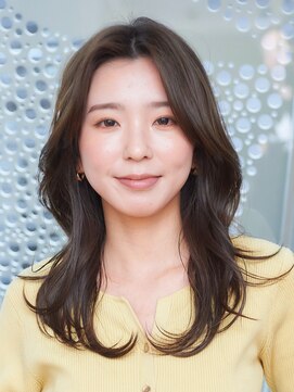 ミチオ ノザワ ヘアサロン ギンザ(Michio Nozawa HAIR SALON Ginza) レイヤーカット/顔周りレイヤー /セミロング