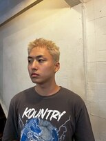 ビーバイエイトジェンツ(Bee by EIGHT GENTS) リバースセンターパート/ニュアンスパーマ/ダウンバング/心斎橋