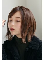 リアン 熊谷本店(Rien) 透明感ある 暗髪アッシュ 切りっぱなしボブ