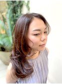白髪染めにも対応可能なオシャレ染、いつまでも艶やかに演出。