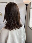 クリーミーベージュ_ホワイトアッシュコンマヘアエアリーミディ
